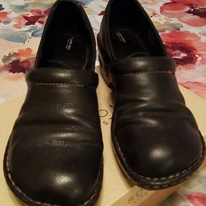 Sonoma shoes size 10